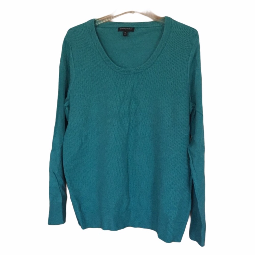 Banana Republic swop neck sweater 🦋